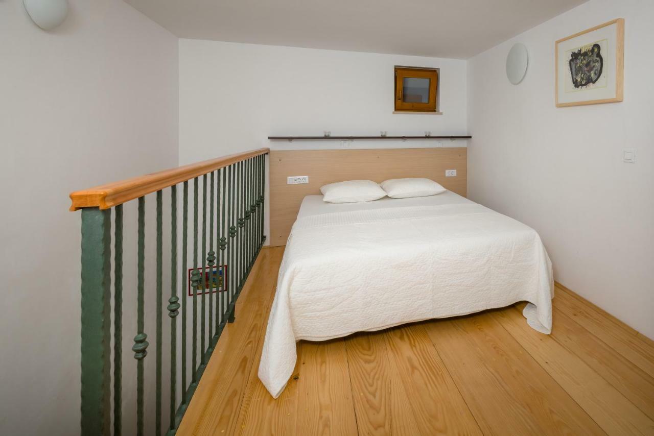 Apartments Vallum โบล ภายนอก รูปภาพ